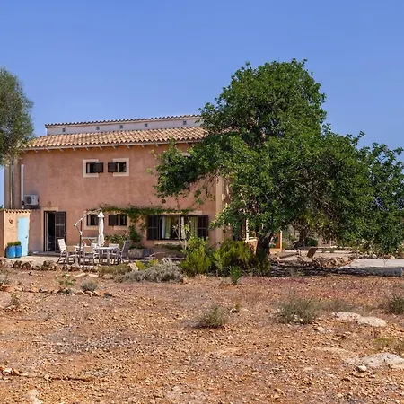 El Retiro Villa *